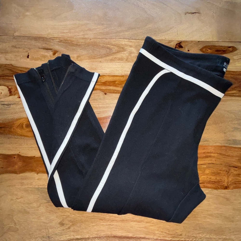 Victoria Secret BODY leggings with back zippers